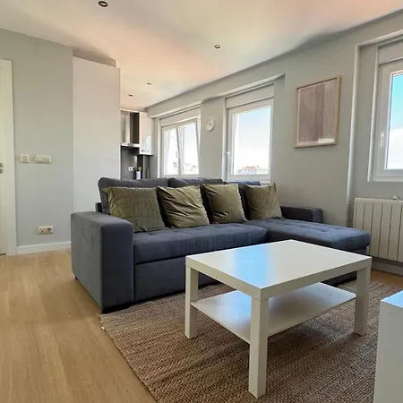 Acogedor En Ronda Outeiro 210 Apartamento